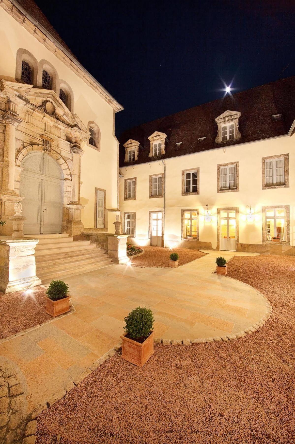 Villa Medicis オータン エクステリア 写真